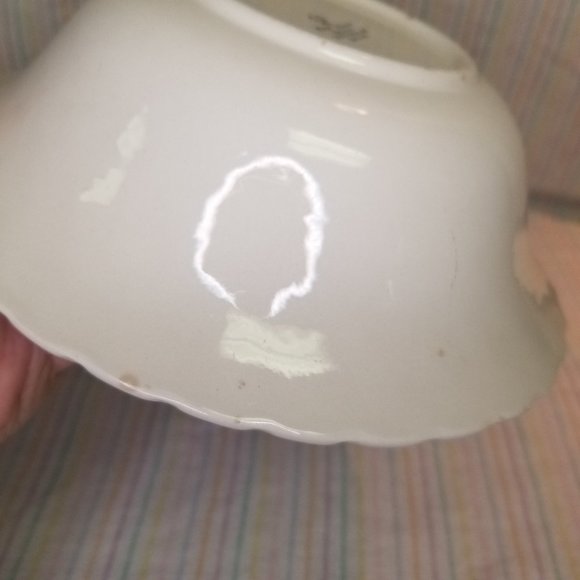 1982 Myott Meakin 8" Vegetable Serving Bowl Off White Swirled Rim Pattern MYM8 - Picture 8 of 9